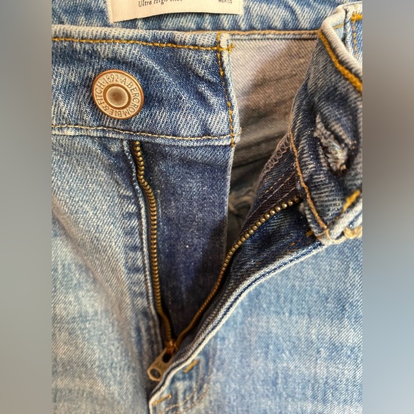 NWT Abercrombie and Fitch Ultra High Rise 90s Straight Jean Size 28 - Picture 12 of 15